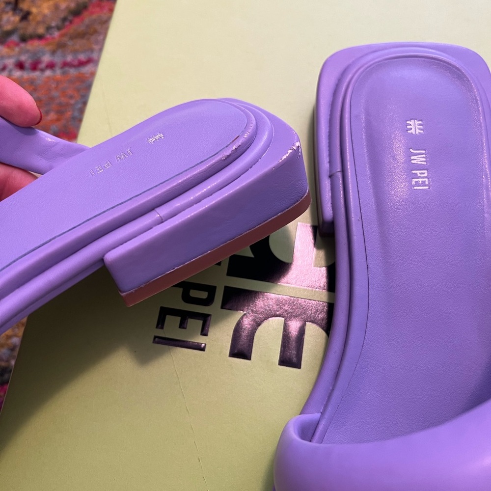 Gorgeous JW PEI JADA FLAT MULE, lavender color, size 38, or US size 8. GUC - Picture 5 of 7